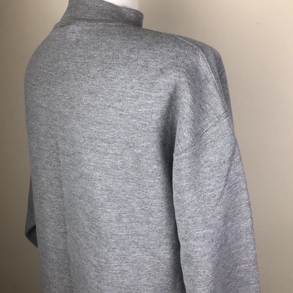 Chic Vintage 90s Oversized Gray Sweatshirt - Picture 9 of 10